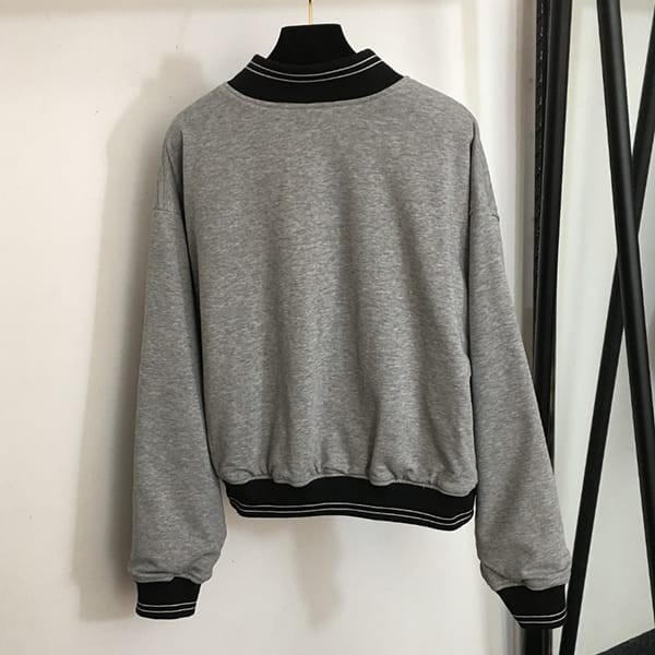 人気No1プラダ 偽物 Re-Nylon×コットン リバーシブル スタジャン puf36914